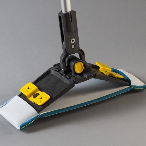 Ergonomic Flat Mop Hardware - Cleanroom Supplies | Berkshire UK